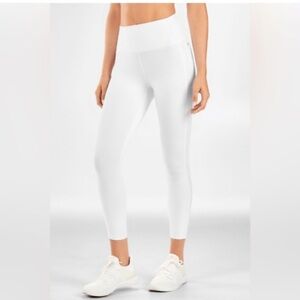 SNOW ANGEL White High Waisted Capri Ankle Leggings NWOT